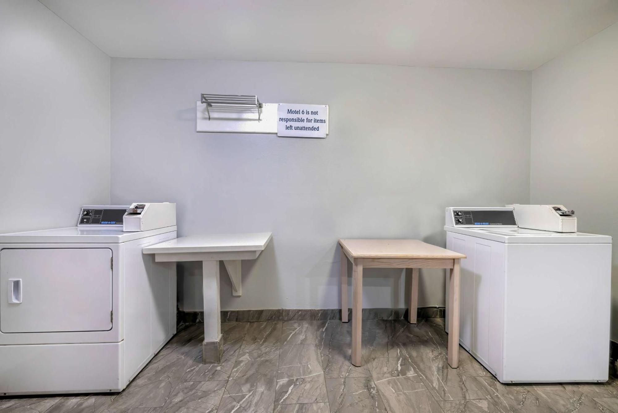 Motel 6-Fort Worth, Tx - Burleson Eksteriør billede